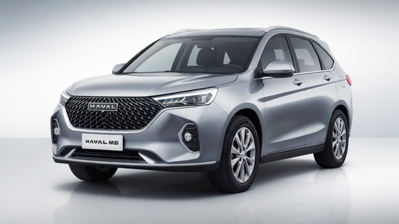 Стеклоподъемник водительской двери с функцией «антизащемление» <br>Электрические зеркала заднего вида с ручным складыванием и подсветкой сигнала поворота